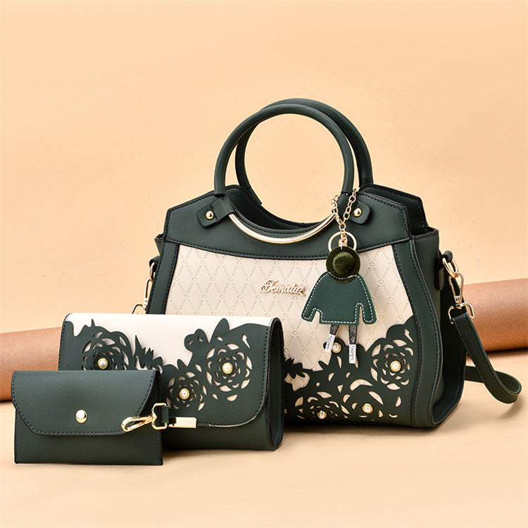 Chic and Versatile Discover the Latest Trio of Women's Crossbody Handbags